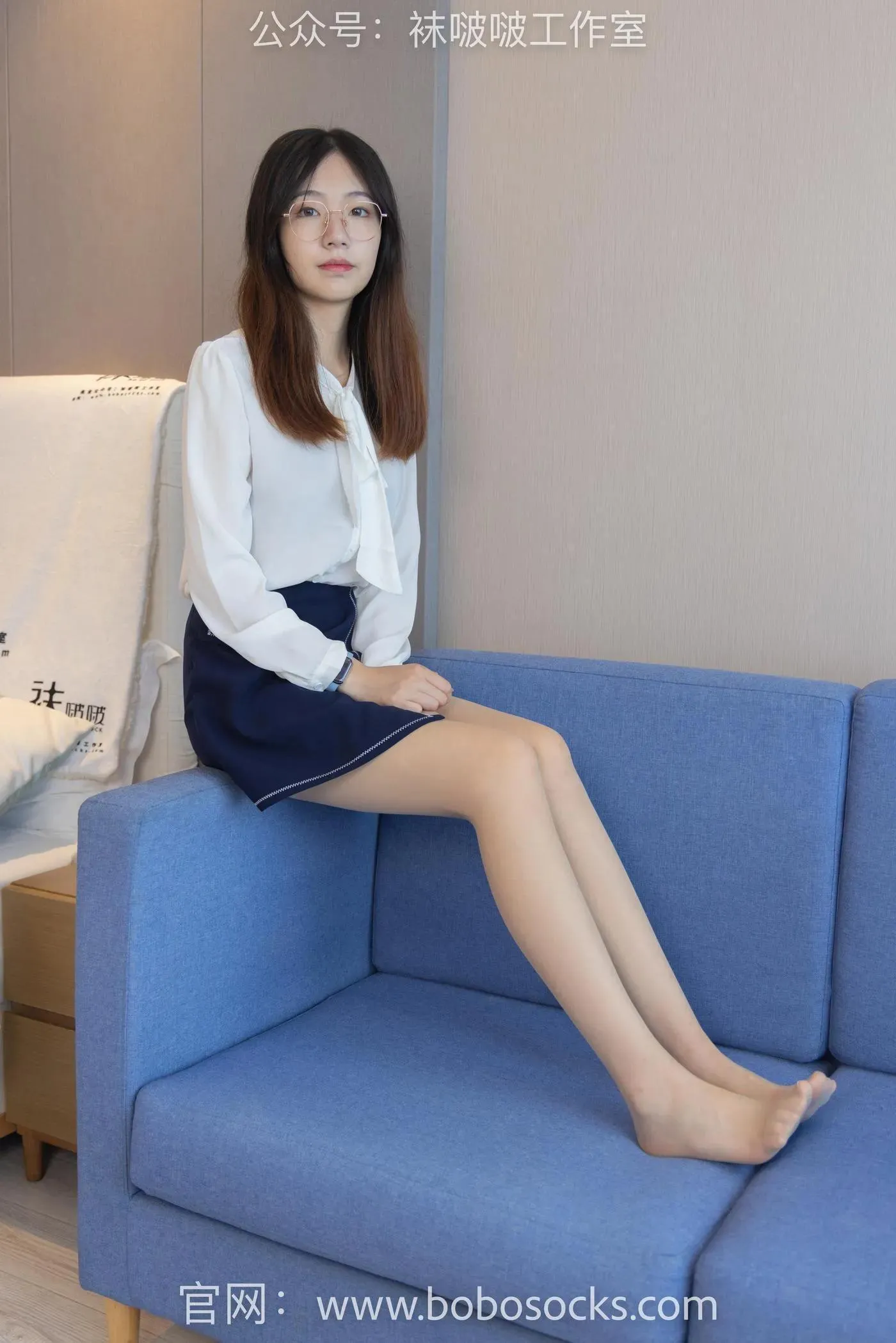 [BoBoSocks袜啵啵]NO.114 小甜豆-高跟鞋、帆布鞋、肉丝、厚黑丝 [175P]插图7